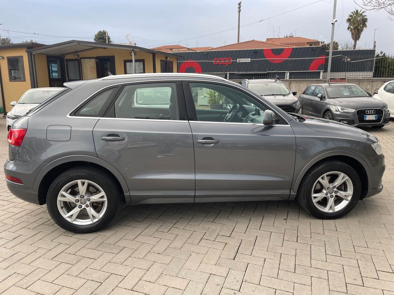Audi Q3 2.0 TDI 120 CV tettuccio apribile