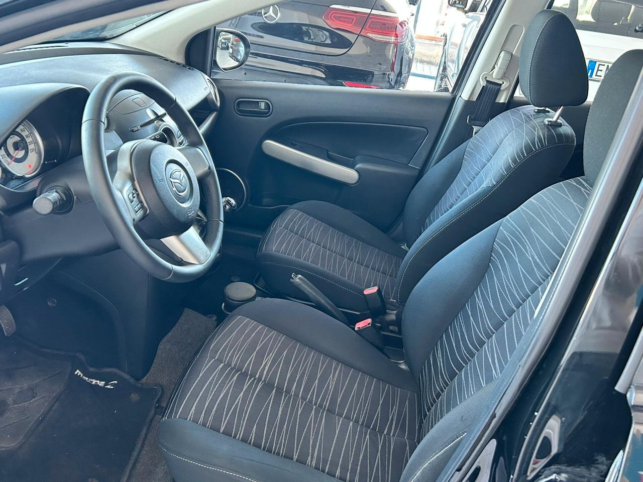 Mazda 2 1.3B X NEOPATENTATI 2008