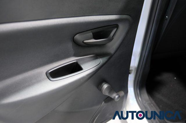 LANCIA Ypsilon 1.2 69 CV 5 PORTE GPL ECOCHIC GOLD NEOPATENTATI
