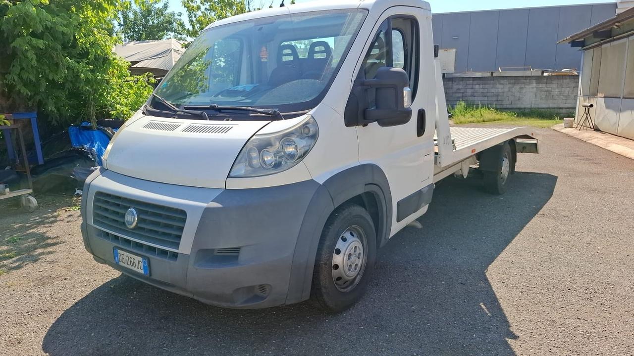 Fiat Ducato 35 2.3 MJT CARROATTREZI Patente B