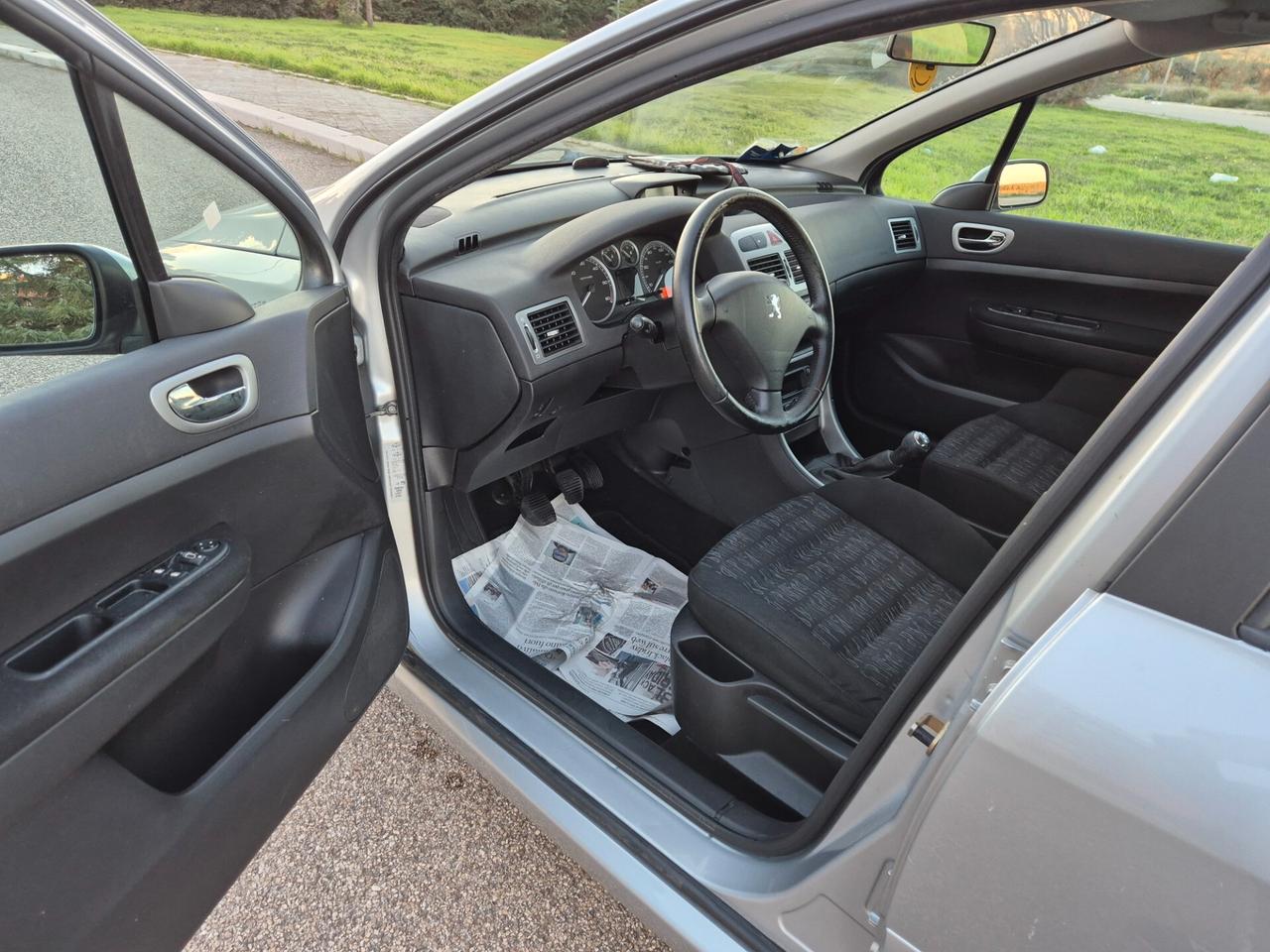 Peugeot 307 1.6 16V HDi 110CV anno 05