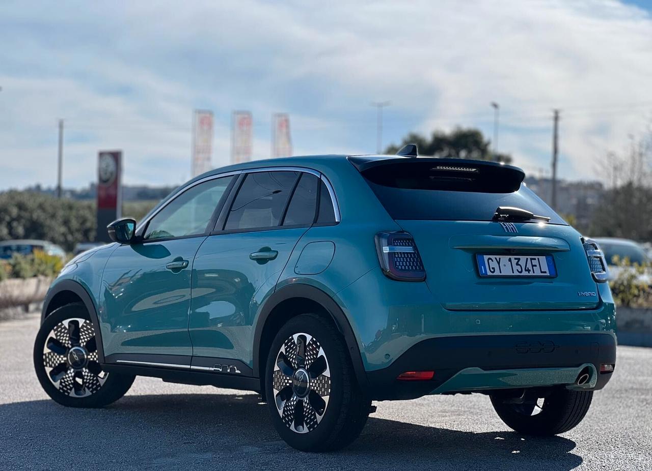 Fiat 600 Hybrid 110 CV DCT MHEV La Prima