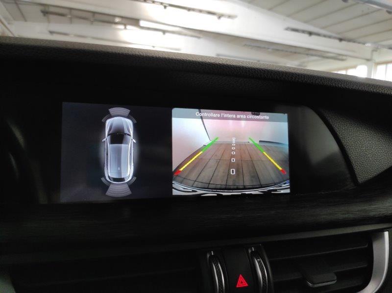 ALFA ROMEO Stelvio - Stelvio 2.2 Turbodiesel 190 CV AT8 Q4 Business