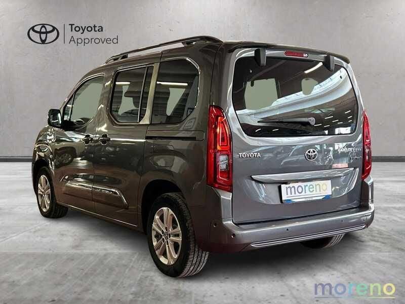 Toyota Proace City Verso electric L1 50kWh D Executive