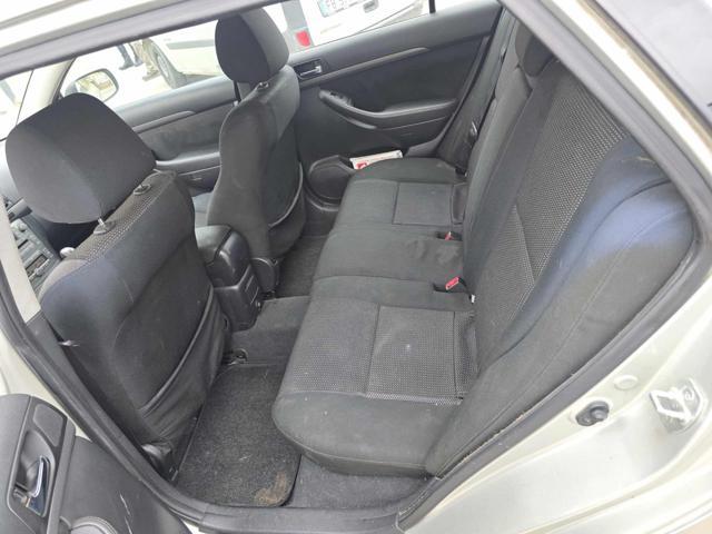 TOYOTA Avensis BENZINA/GPL 1.8 16V SW senza nessun lavoro da fare