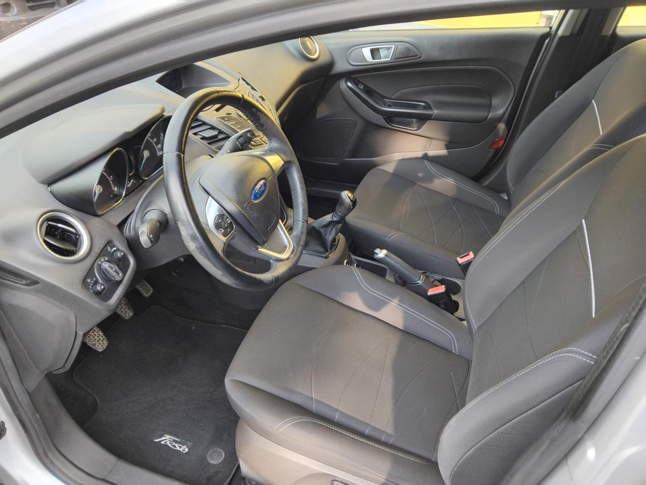 Ford Fiesta 1.4 5p. Bz.- GPL Titanium