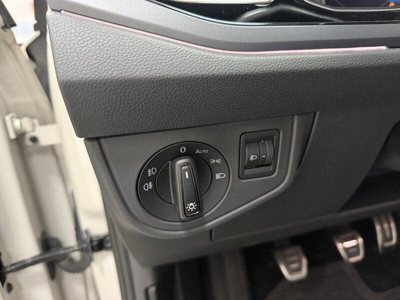 Volkswagen Taigo 1.0 TSI 81kW R-Line