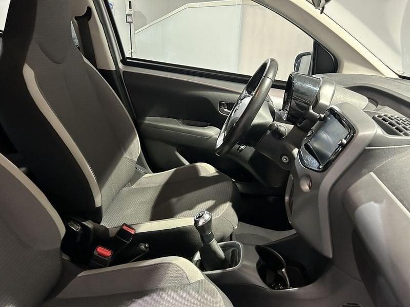 Toyota Aygo Connect 1.0 VVT-i 72 CV 5 porte x-play