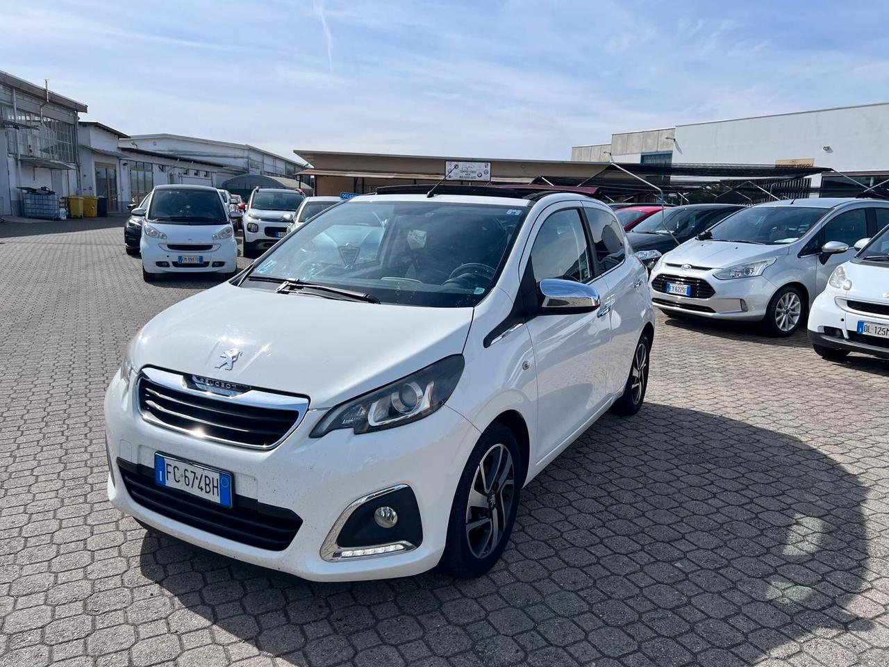 Peugeot 108 PureTech 82 5 porte Allure TOP!