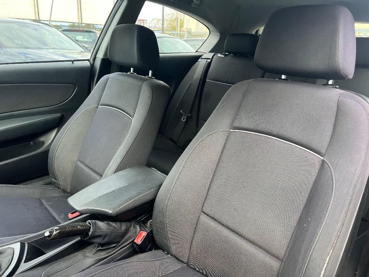 BMW - Serie 1 116d 3p 2.0 Eletta 116cv dpf