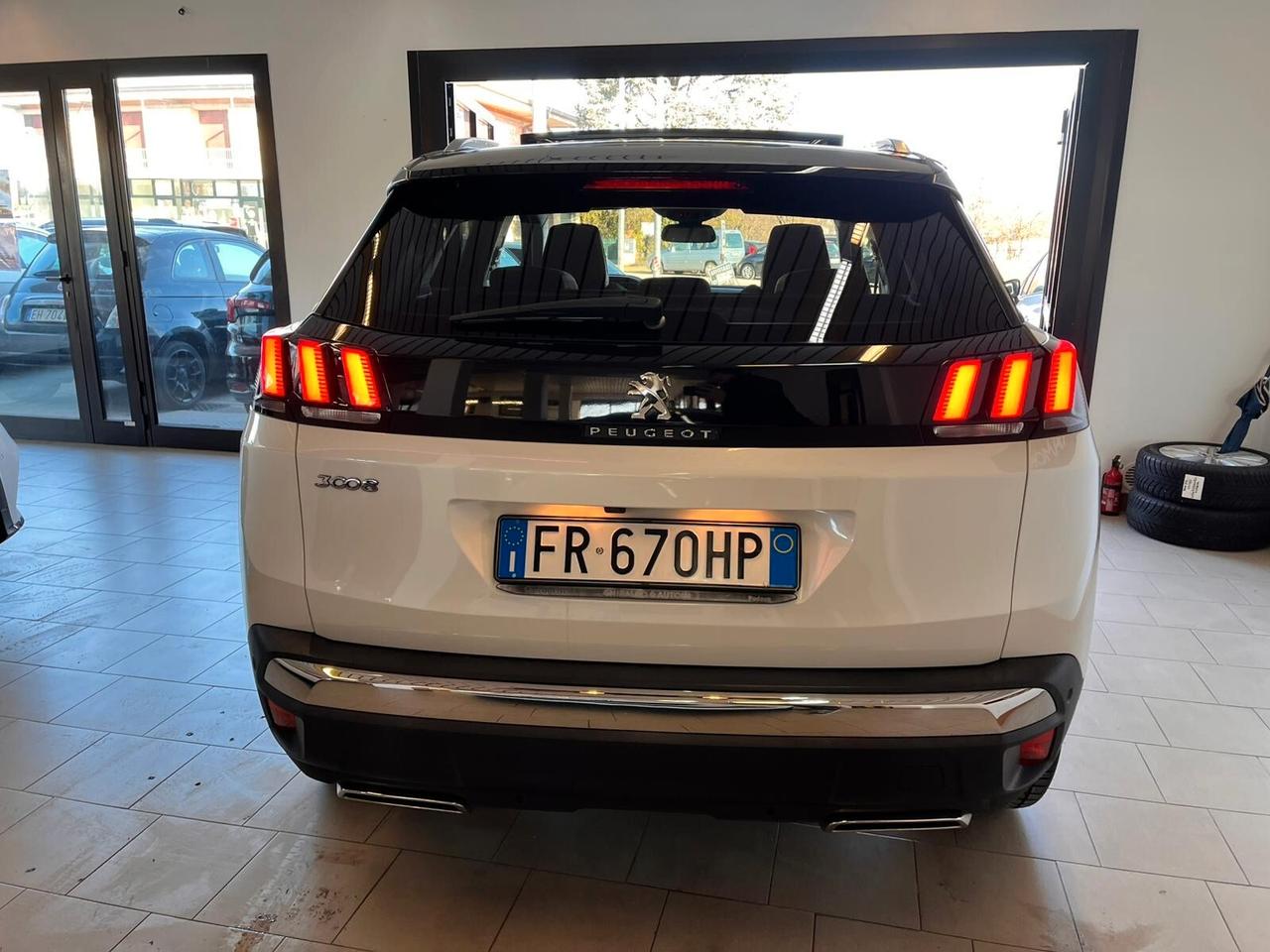 Peugeot 3008 BlueHDi 120 S&S Allure