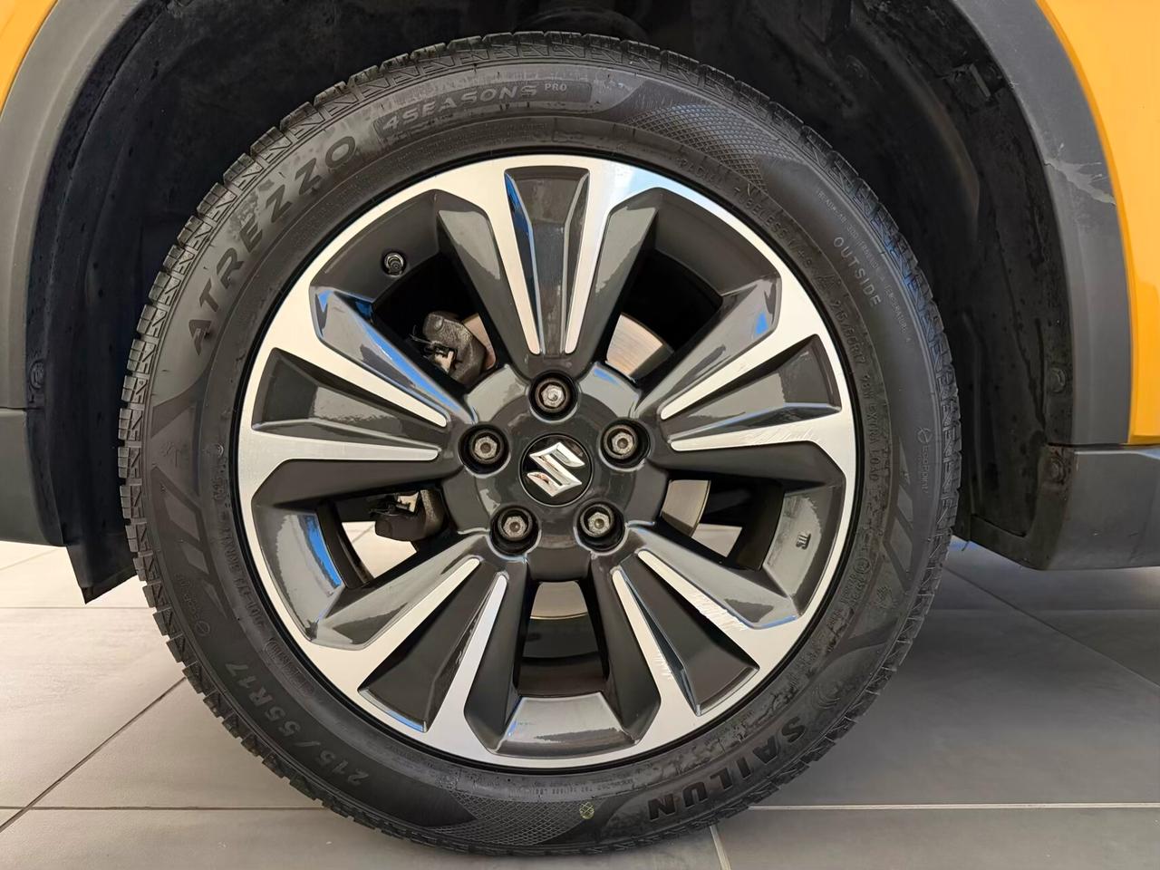 Suzuki Vitara 1.4 Hybrid Top