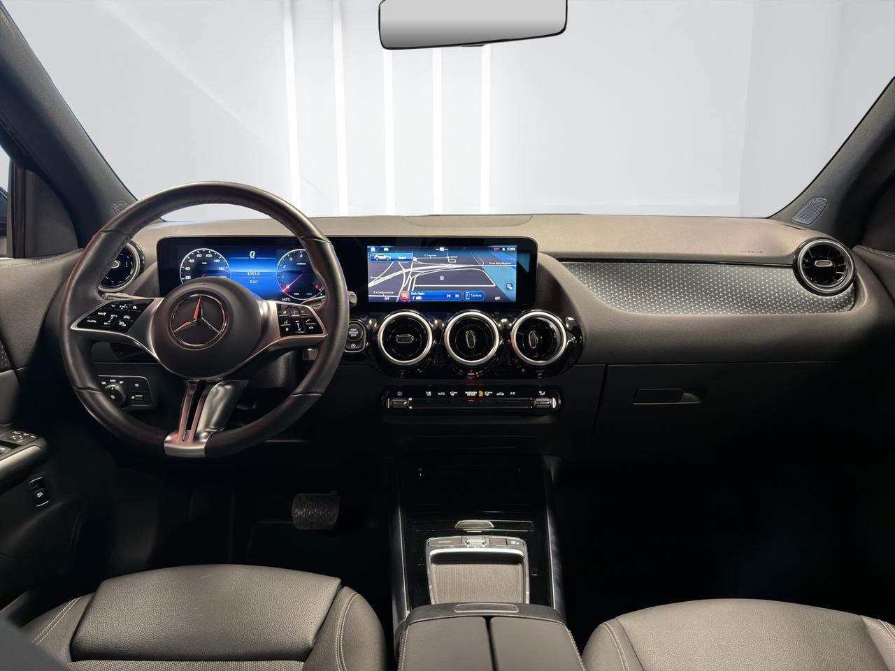 Mercedes GLA 180 180 Progressive Advanced auto