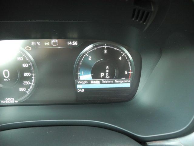 VOLVO XC60 2.0 D AWD Geartronic Business Plus Hybrid autom.