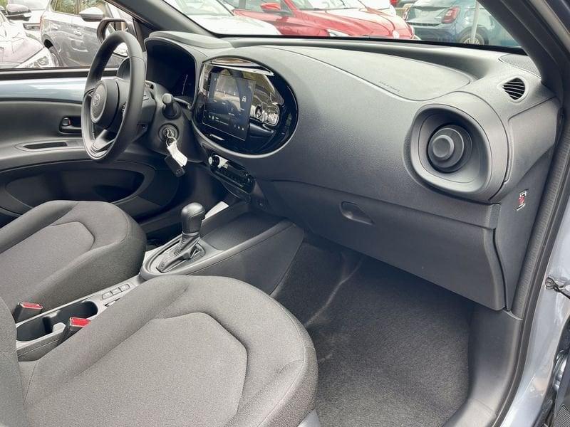 Toyota Aygo X 1.5 hybrid e-cvt - NUOVO