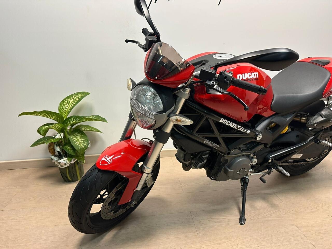 DUCATI MONSTER 696 SCARICO TERMIGNONI DA 99€ AL MESE
