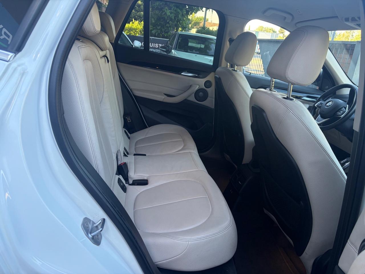 Bmw X1 sDrive18d xLine