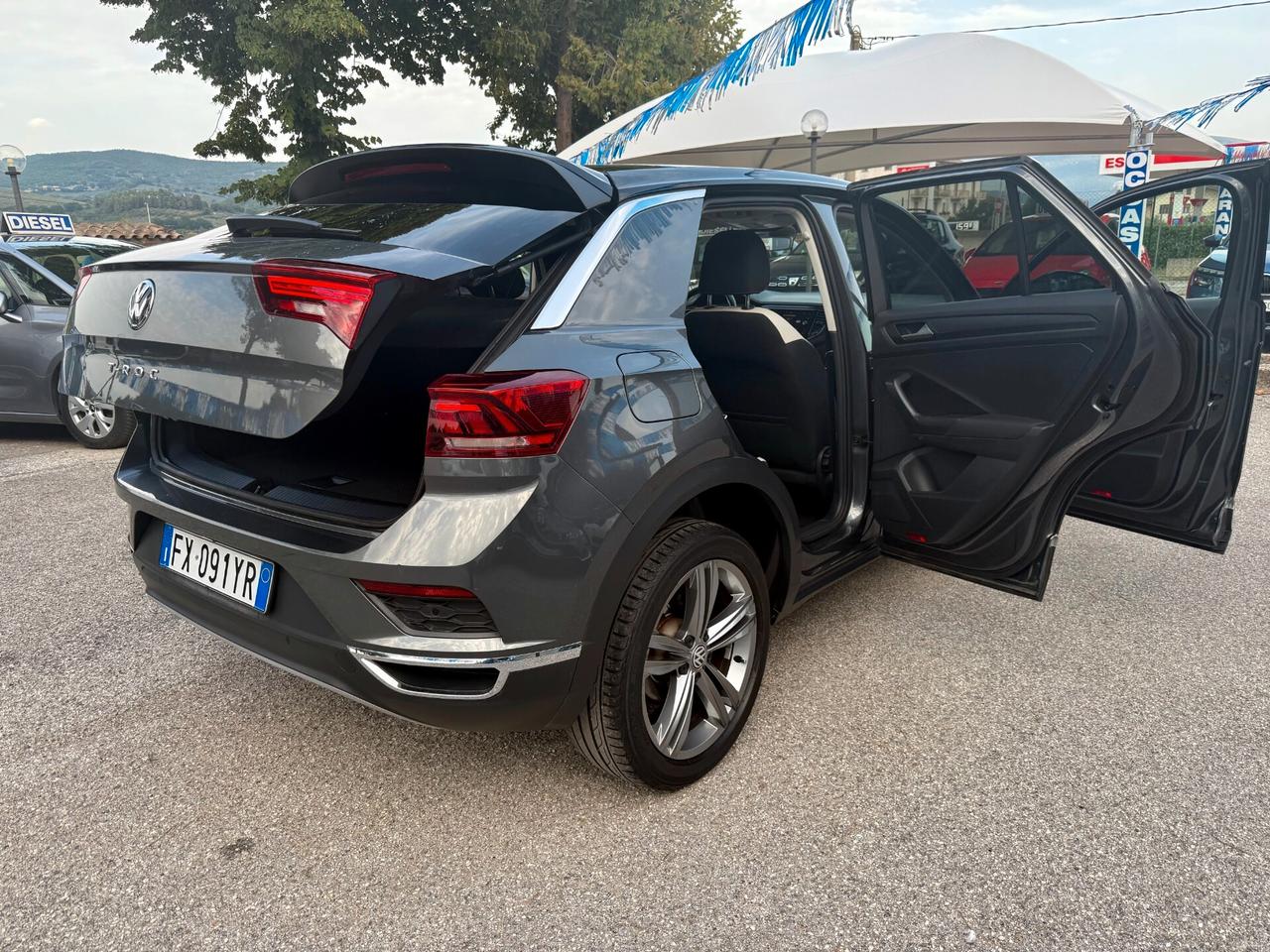 "DA VETRINA" Volkswagen T-Roc 1.6 TDI Advanced