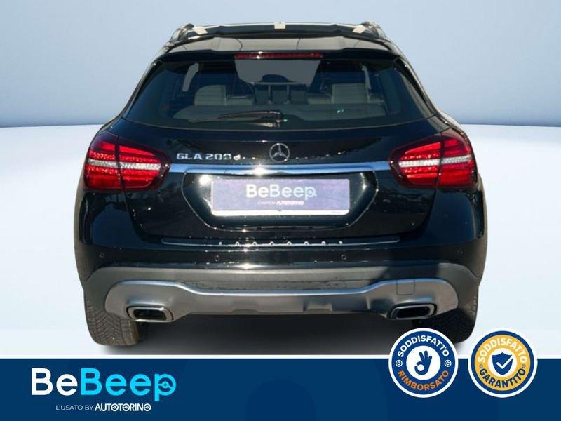 Mercedes-Benz GLA 200 D SPORT AUTO