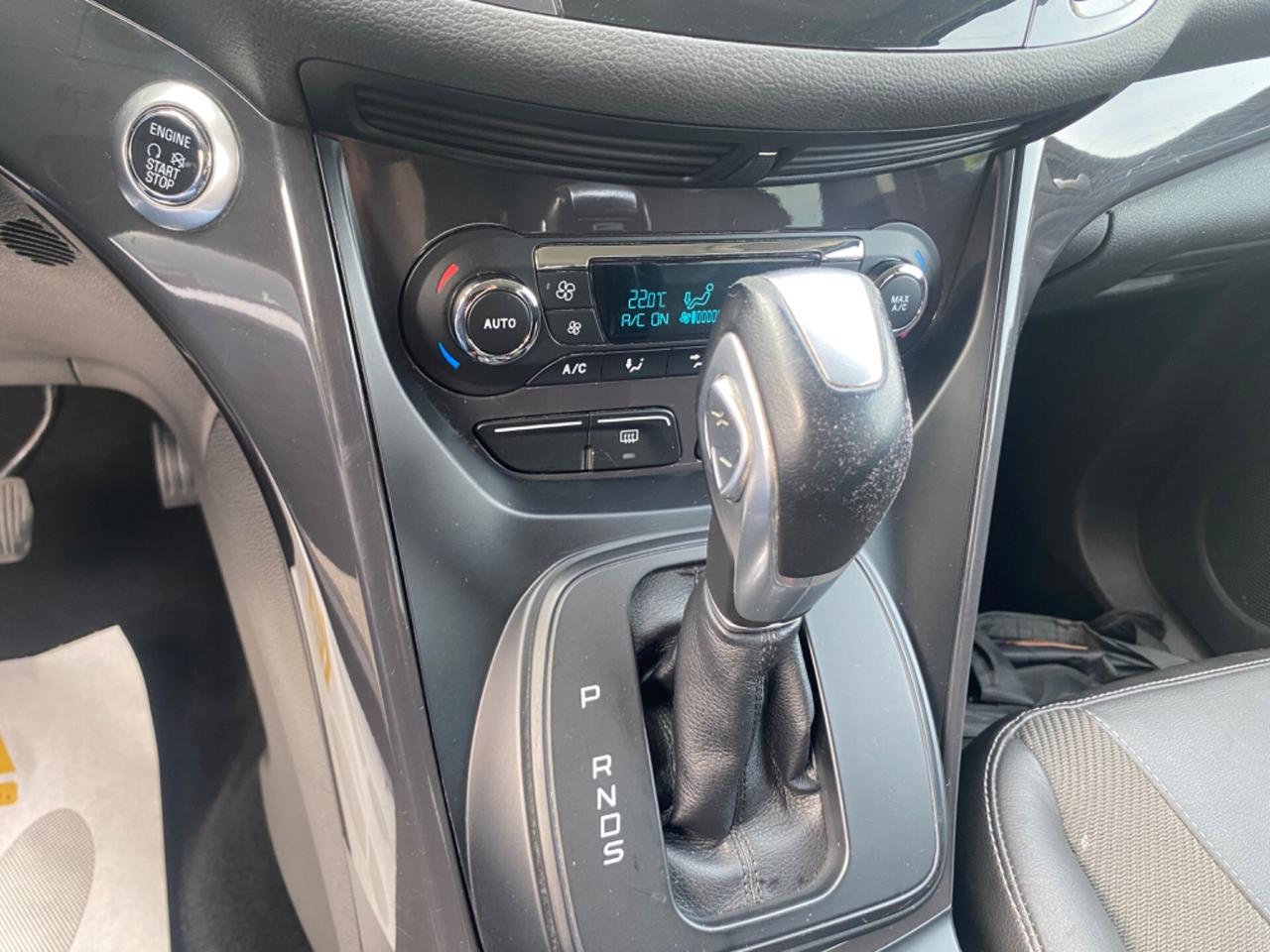 Ford Kuga 2.0 TDCI 150 CV S&S 4WD Titanium