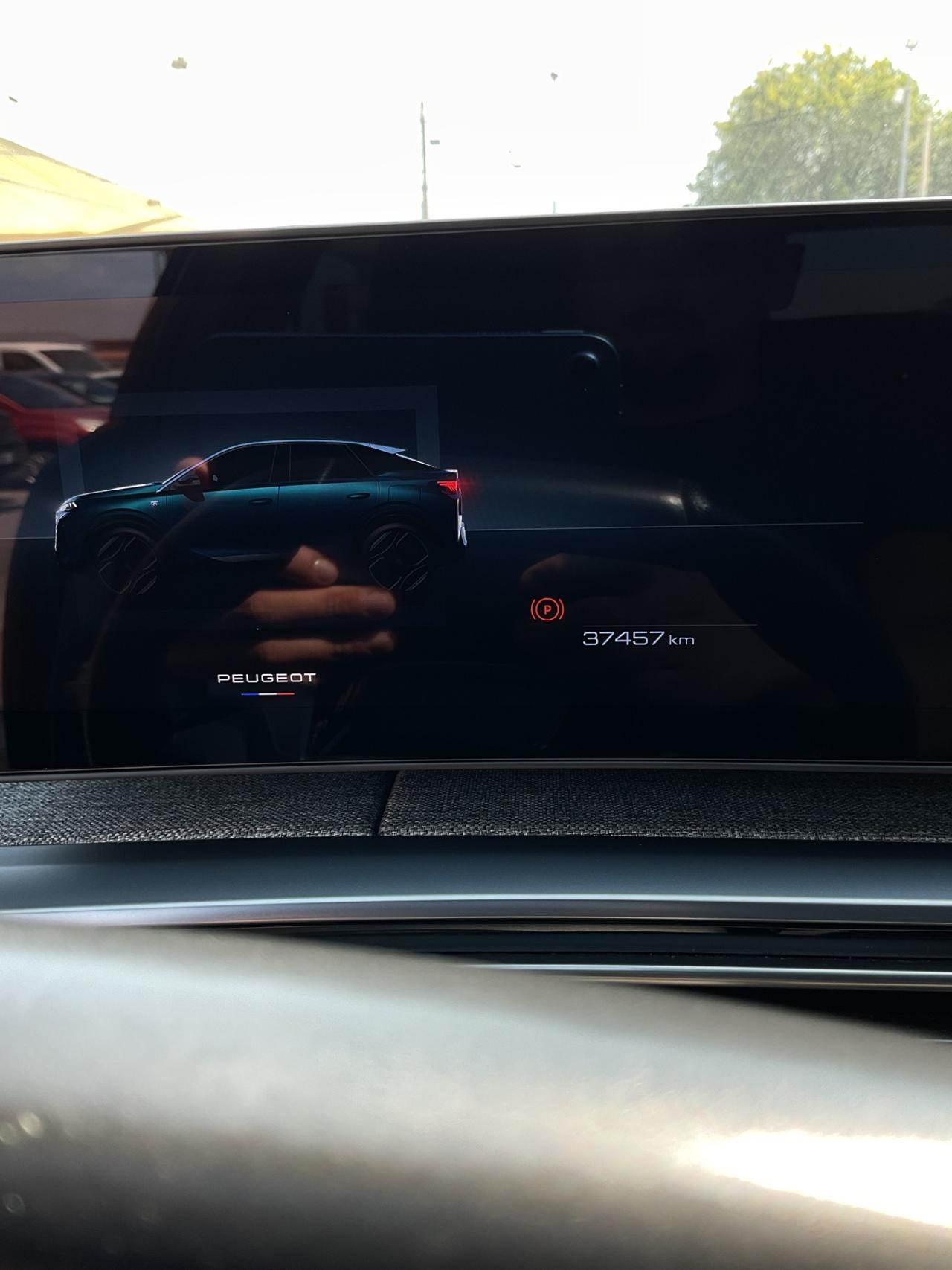 Peugeot 3008 Hybrid 136 e-DCS6 GT