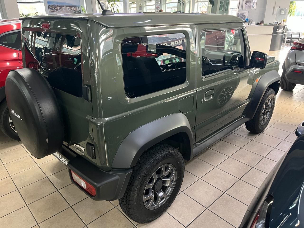 Suzuki Jimny 1.5 5MT Top - 2019