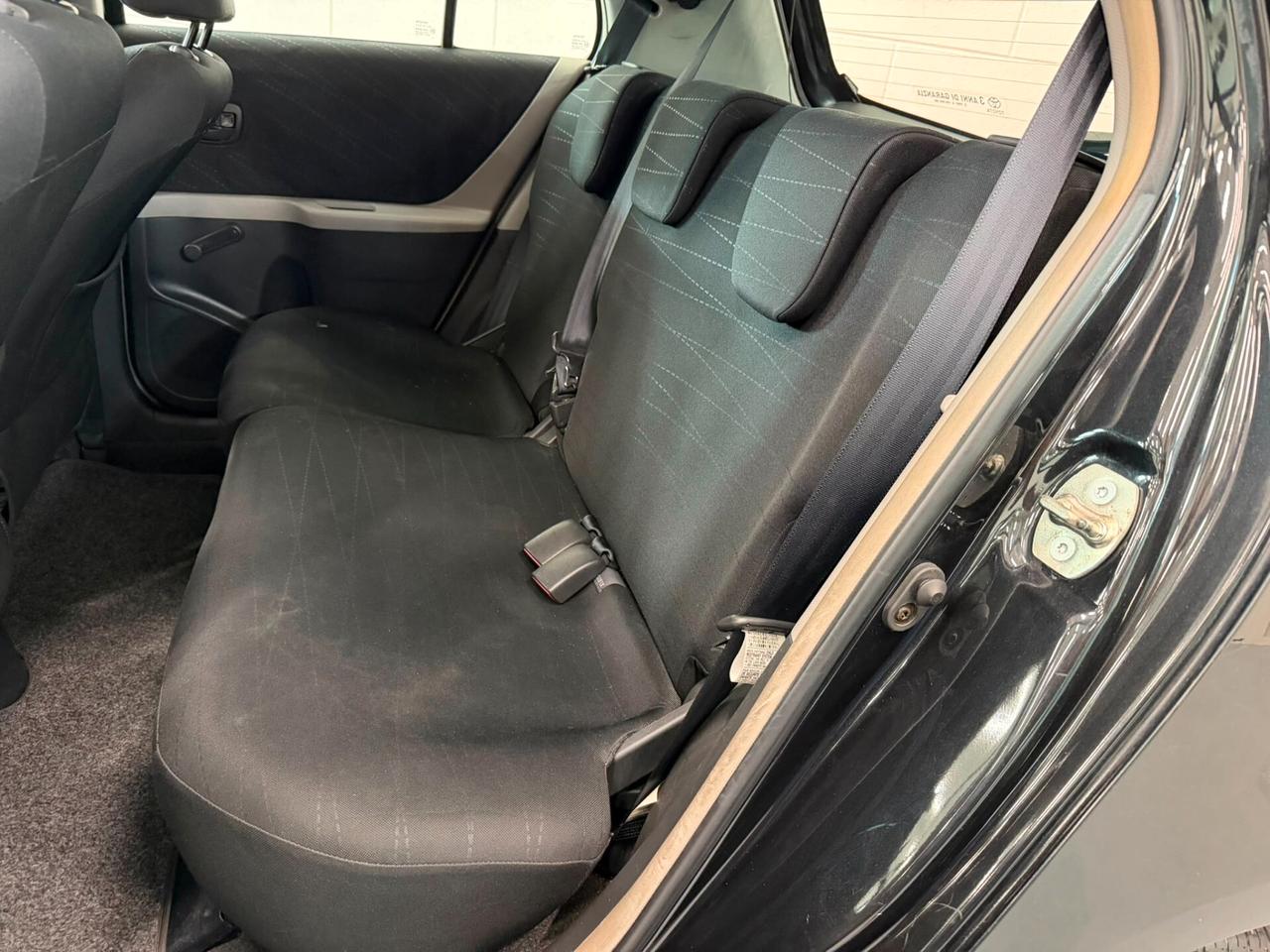 Toyota Yaris 1.3 5 porte Sol