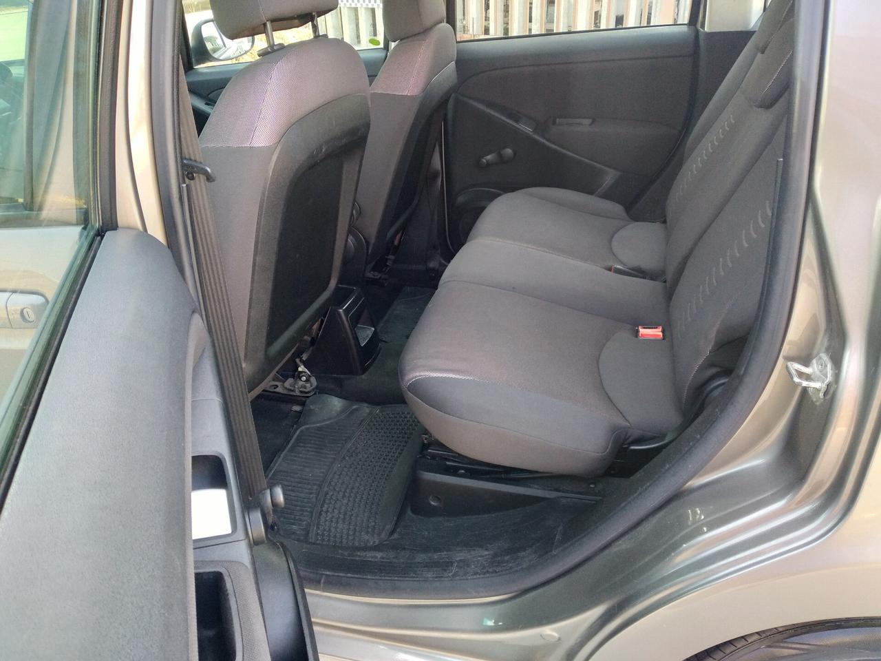 Fiat Idea 1.4 BlackEnergy GPL