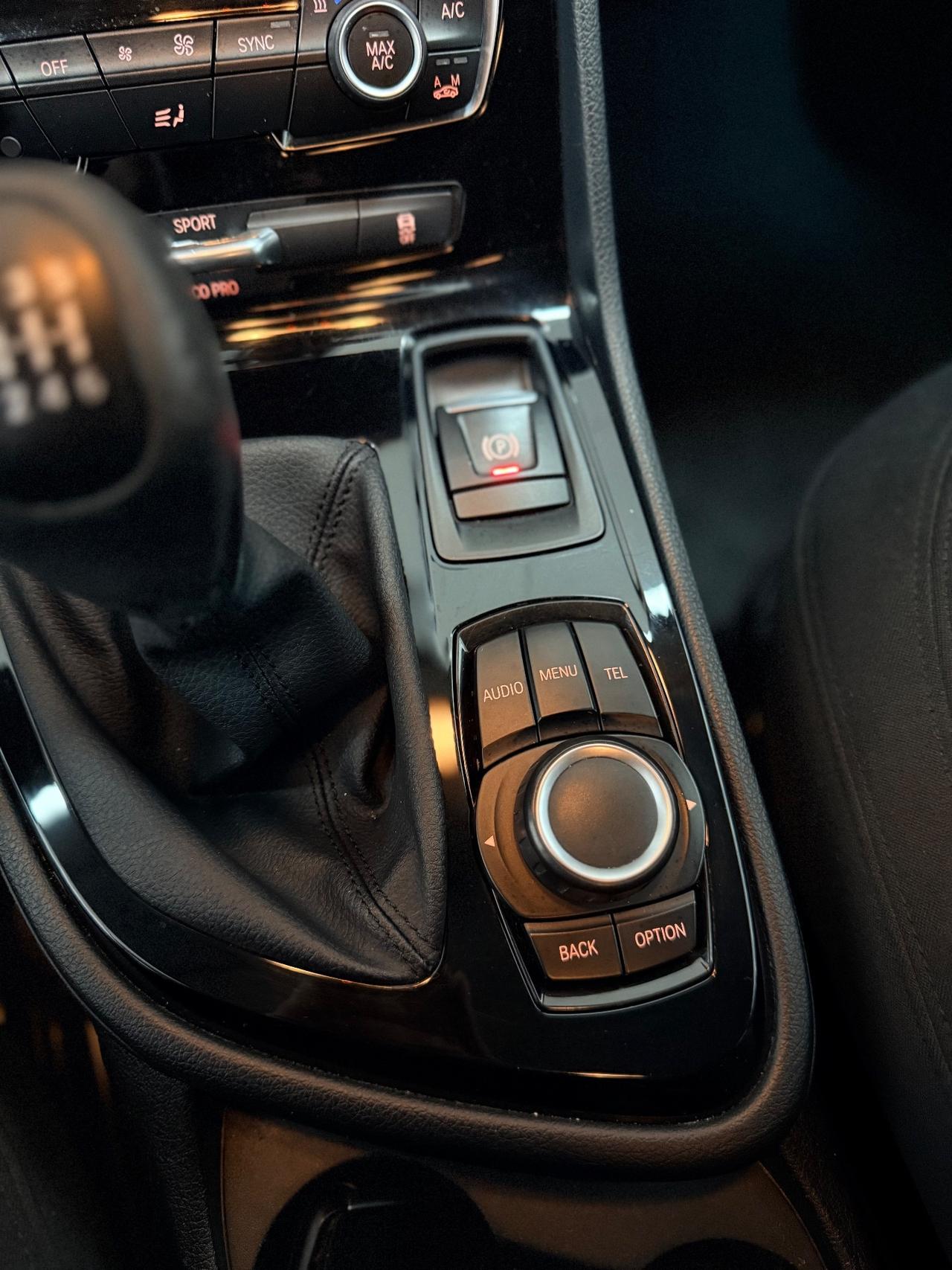 Bmw Serie 2 AT 218d 150cv Sport 12/2016 Euro 6B