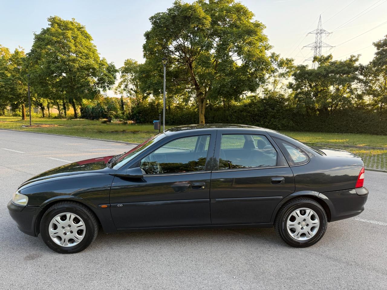 Opel Vectra 1.8i 16V CD Storica CLIMA