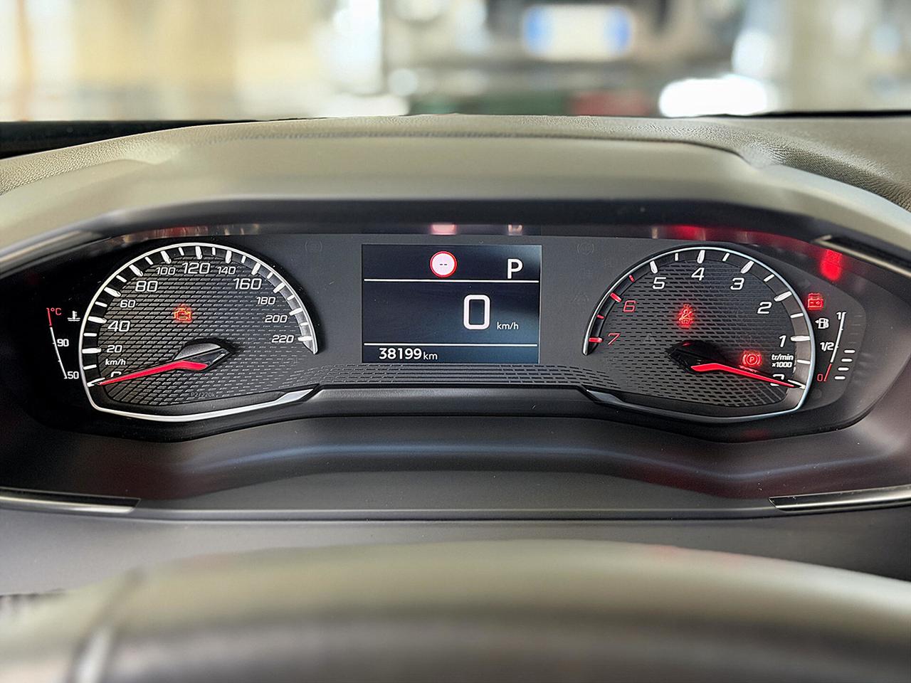 PEUGEOT 2008 Allure Navi - BlueHDi 130cv EAT8