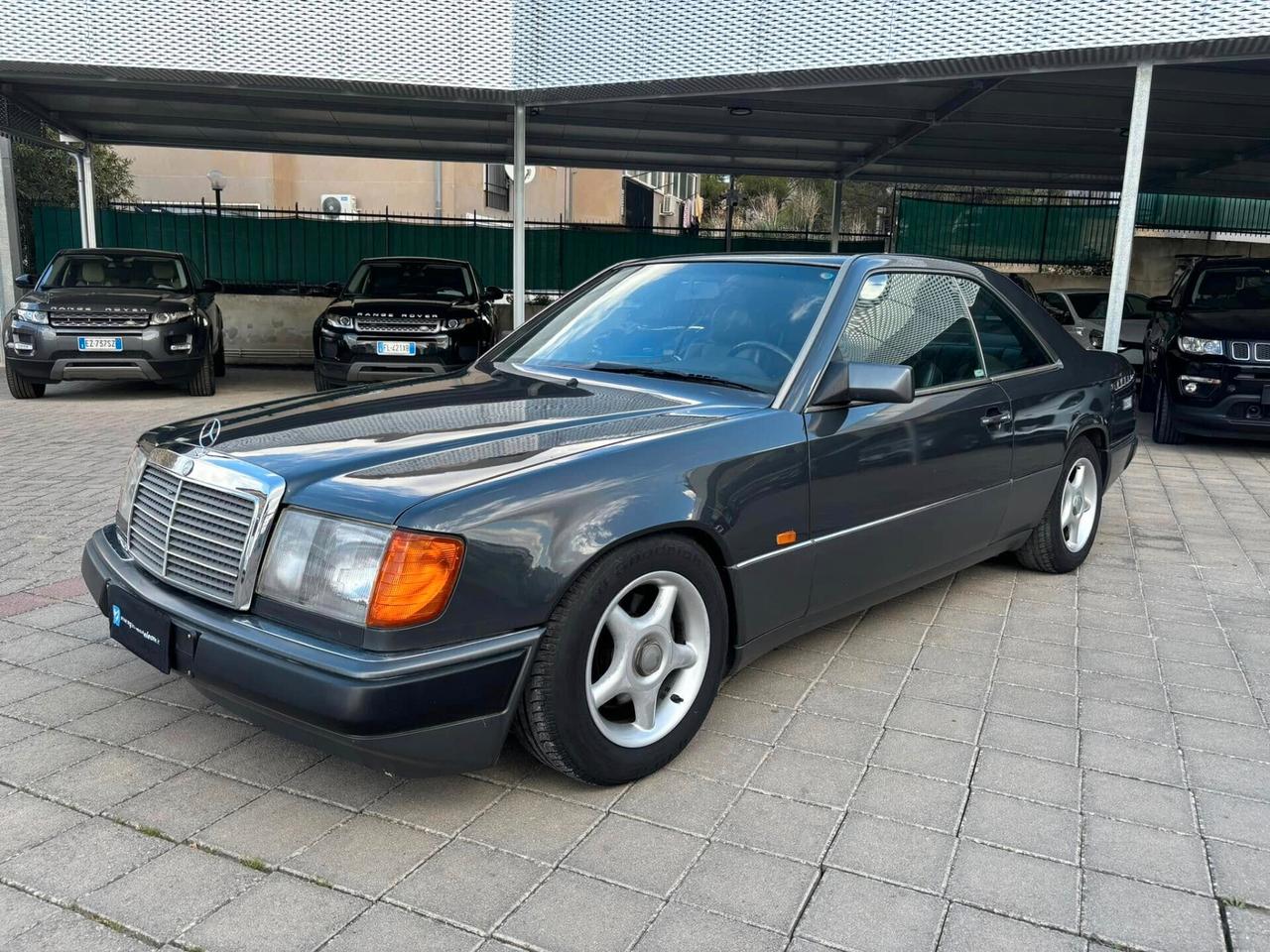 Mercedes CE 200