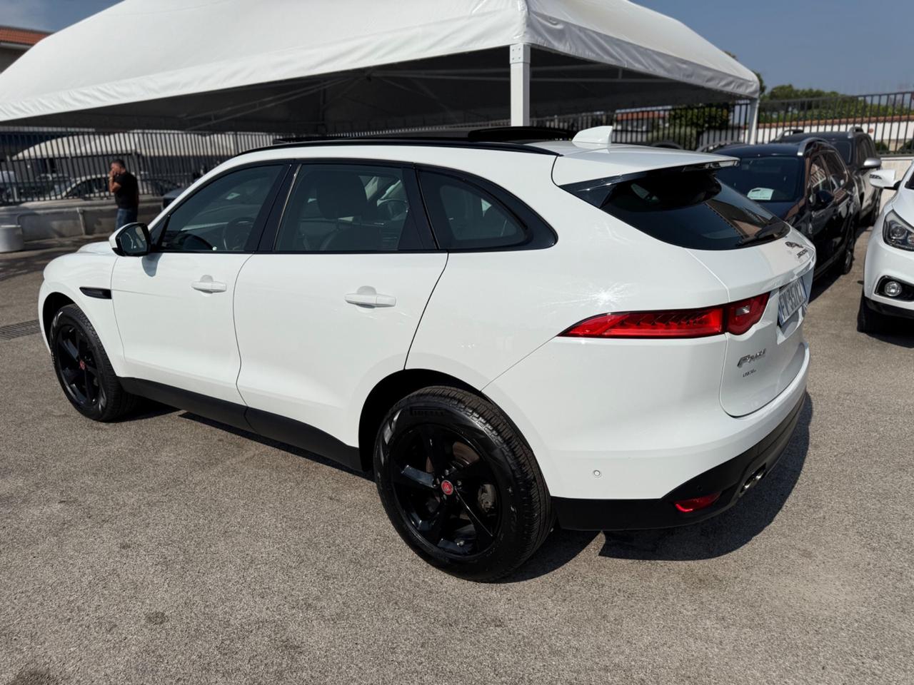 Jaguar F-Pace 2.0 D 180 CV AWD aut. Prestige