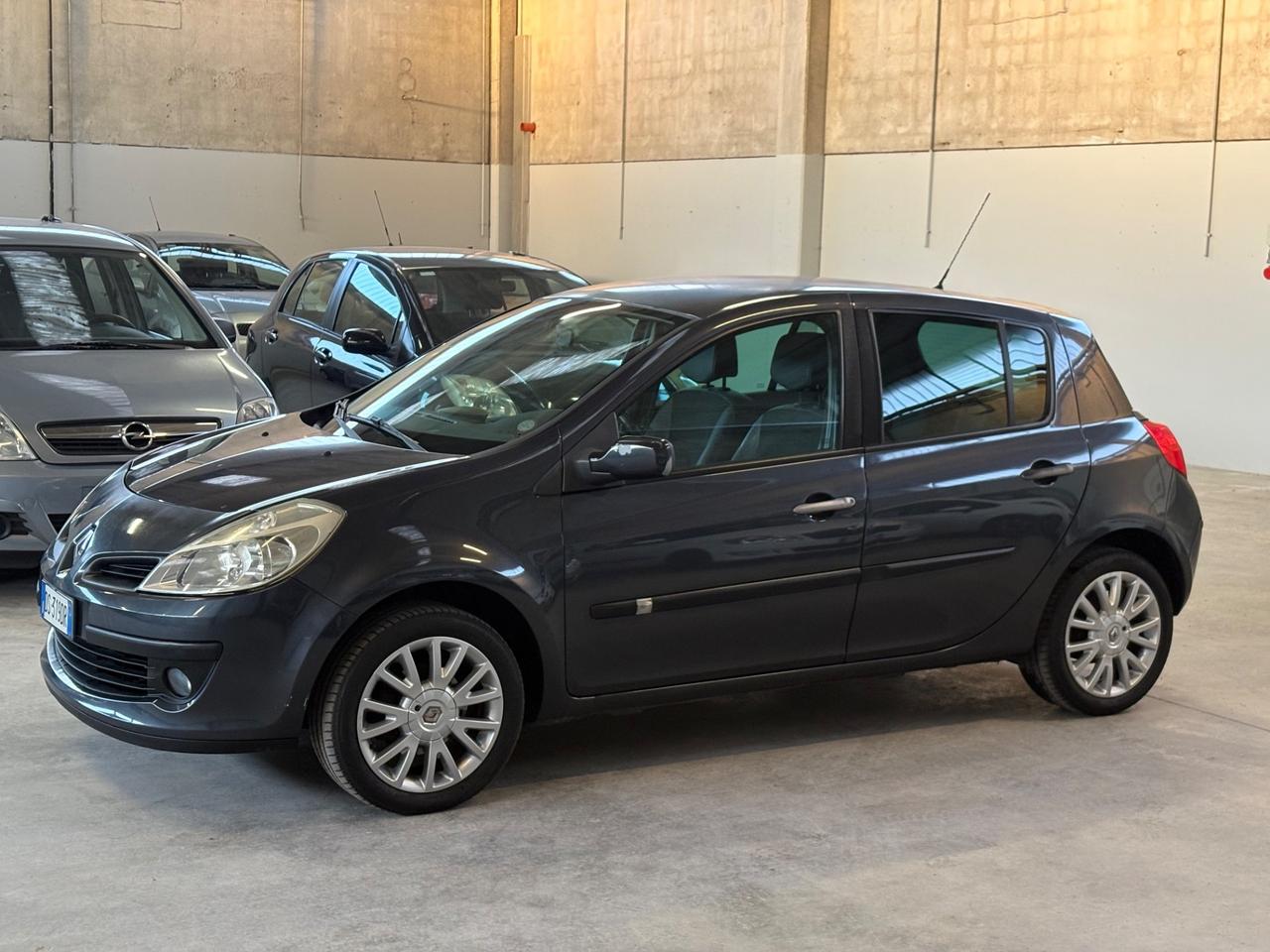 Renault Clio 1.2 16V 5 porte Rip Curl
