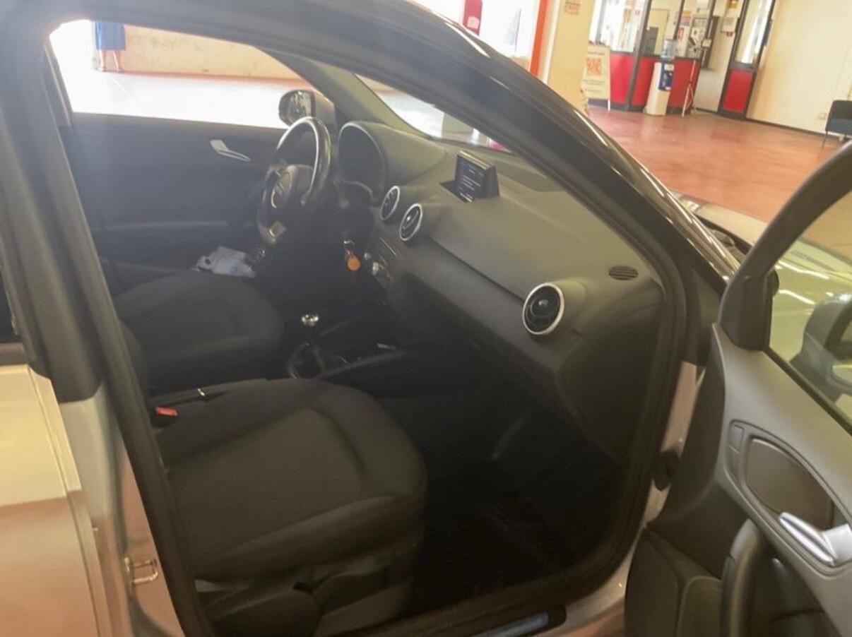 AUDI A1 1.4 TDI 90 CV S LINE UNI PRO
