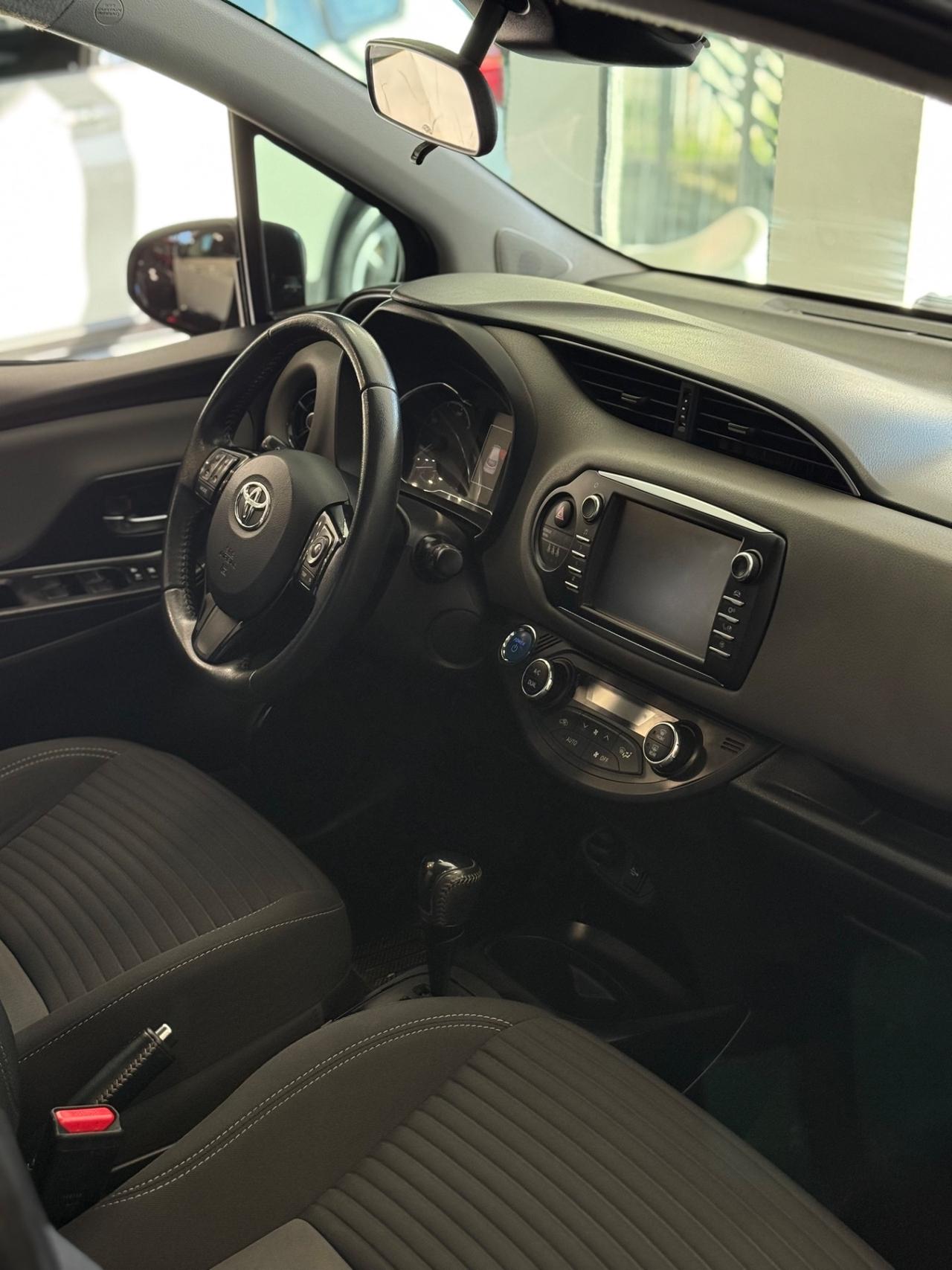 Toyota Yaris 1.5 Hybrid 5 porte Active