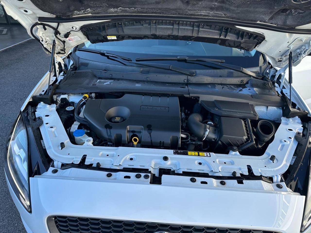 Jaguar E-Pace 2.0d i4 fwd 150cv my19