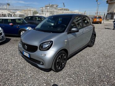 Smart ForFour 70 1.0 twinamic Safetown Silver