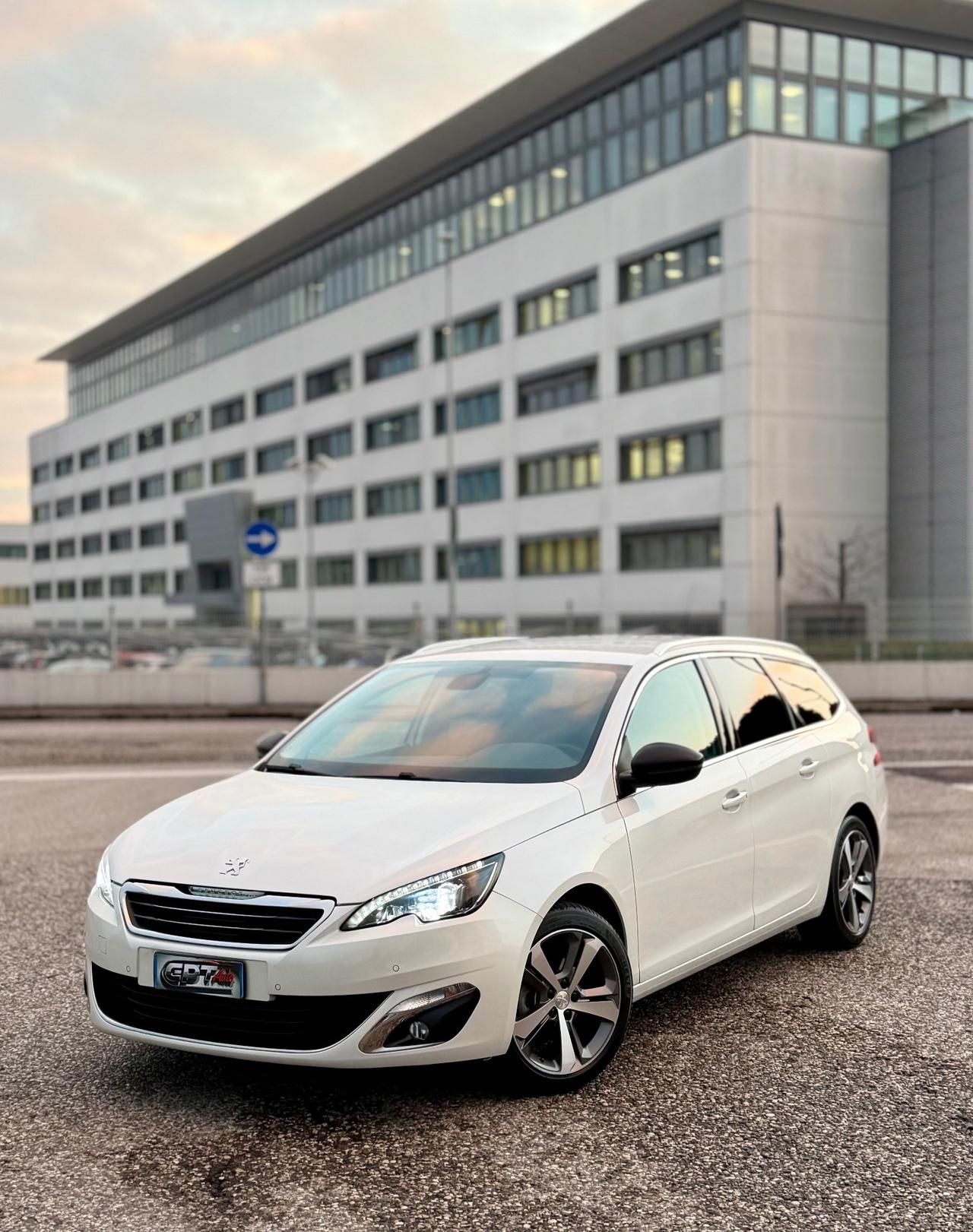Peugeot 308 BlueHDi 150 S&S SW Allure