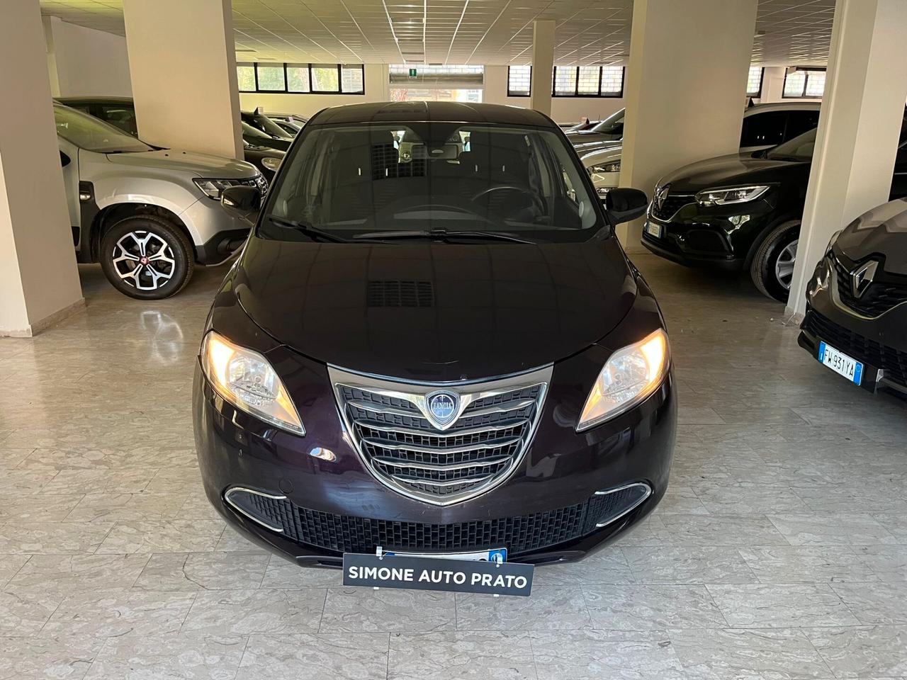 Lancia Ypsilon 1.2 69 CV 5 porte S&S Silver