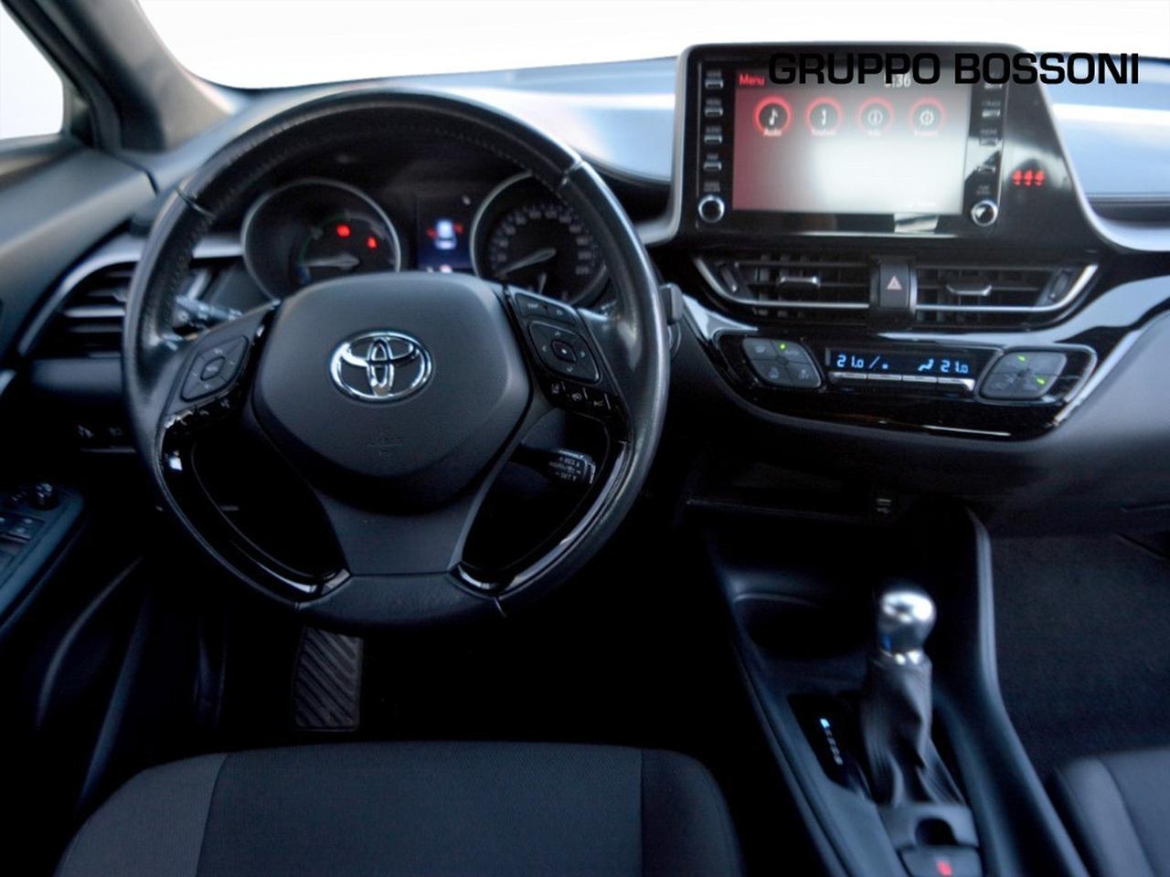 Toyota C-HR 1.8 hybrid business e-cvt