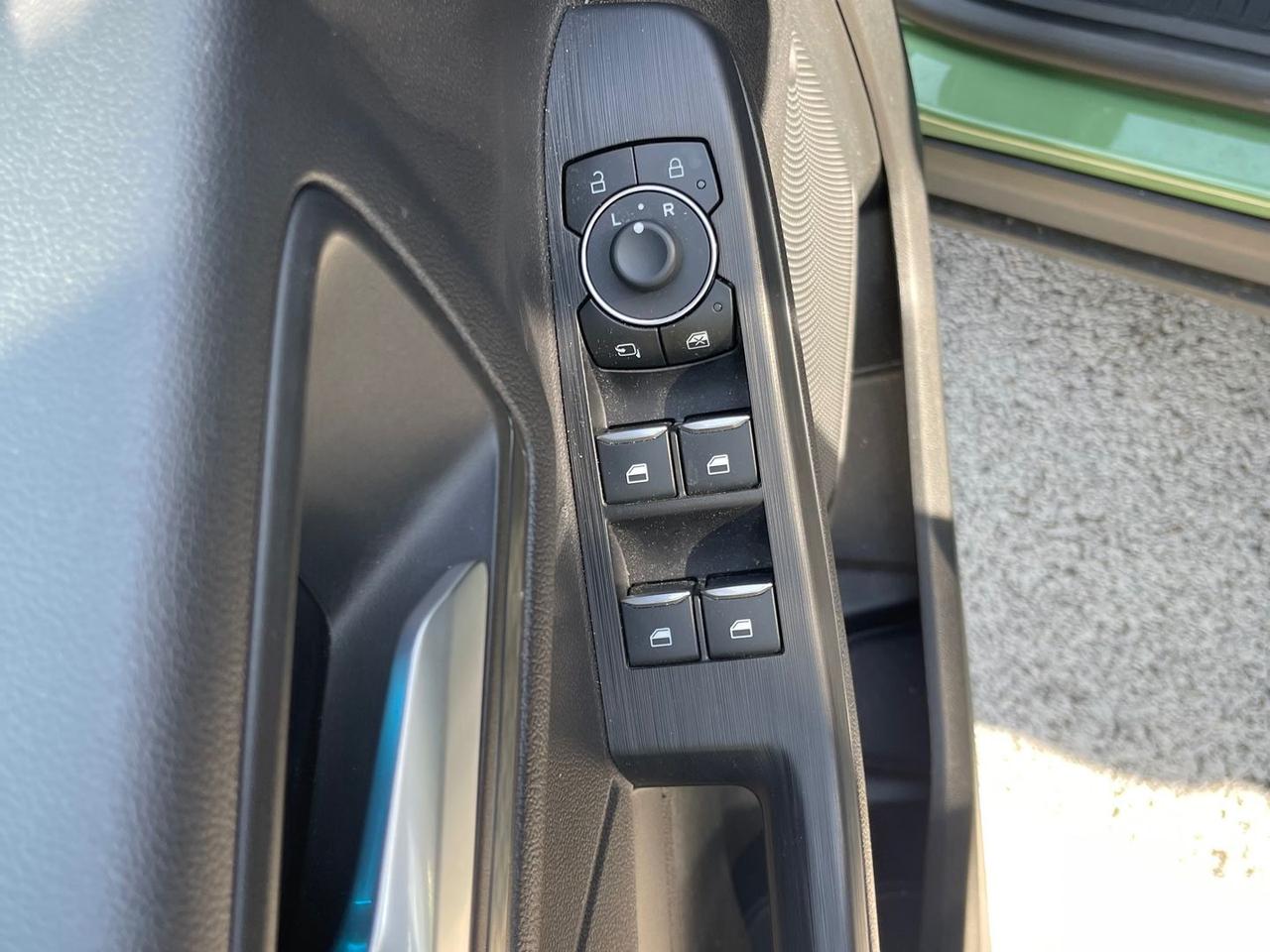 Ford Kuga Titanium 2.5 Duratec PHEV #7153