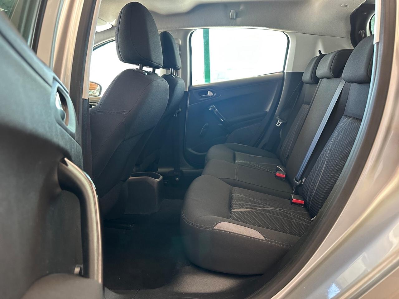 Peugeot 208 1.0 VTi 68 CV 5 porte Active