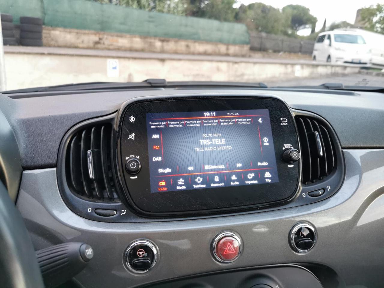 Fiat 500 1.0 Hybrid Dolcevita - NEOPATENTATI - OFFERTA SENZA VINCOLO DI FINANZIAMENTO.