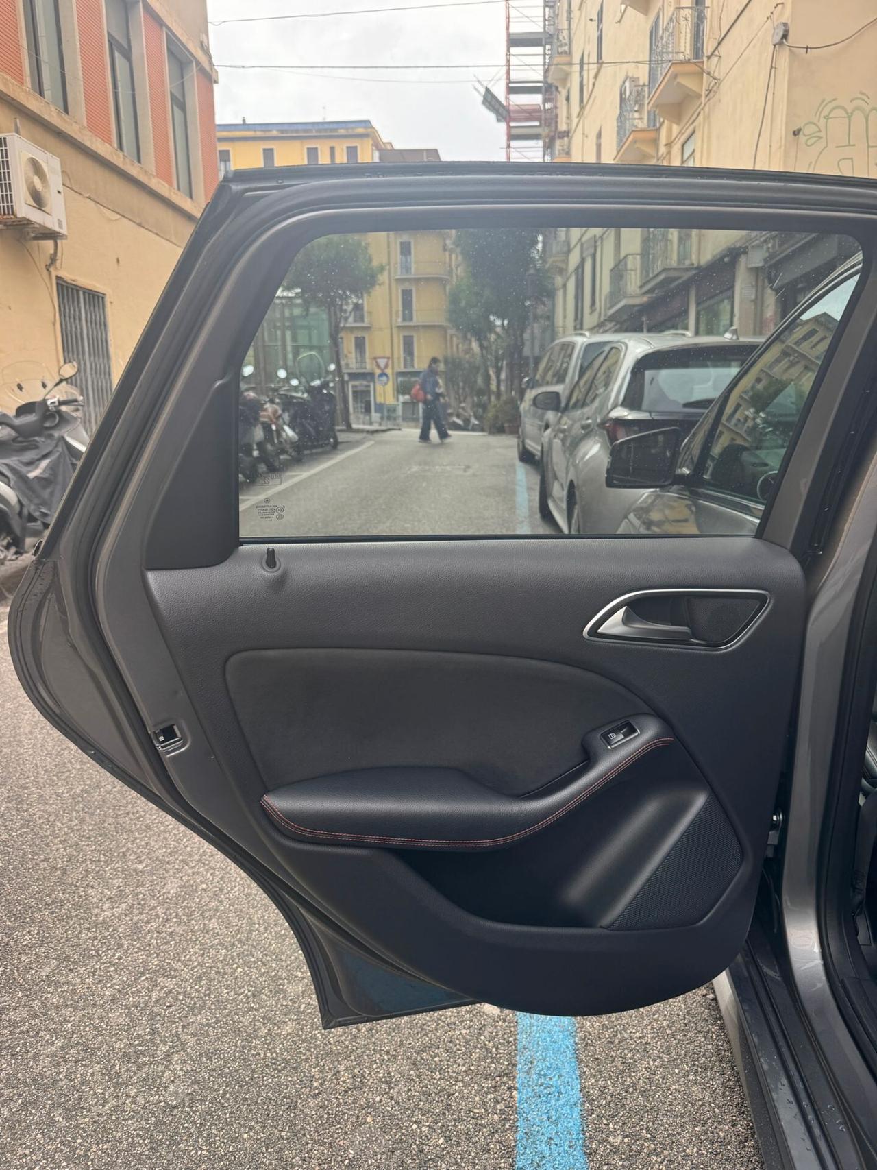 Mercedes-benz B 200 d Automatic Sport