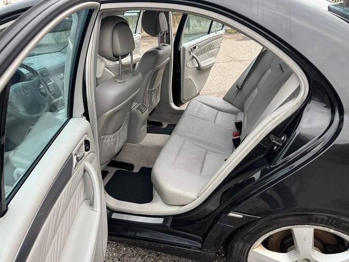 Mercedes-benz C 320 CDI cat Avantgarde AMG