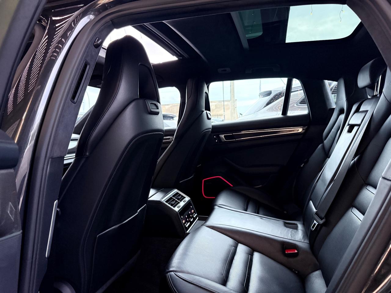 Porsche Panamera 4.0 Turbo Sport Turismo