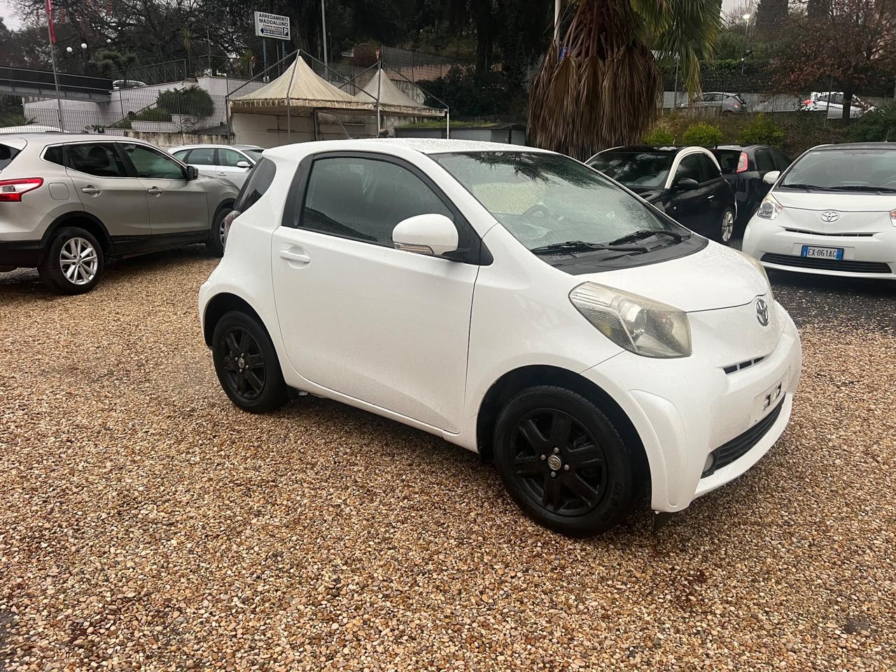 Toyota iQ 1.0 Sol