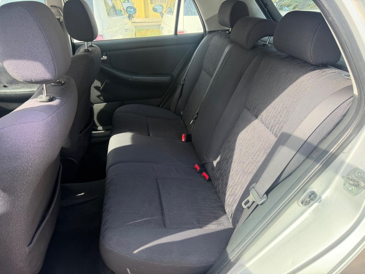 Toyota Corolla 1.4 16V 5 porte