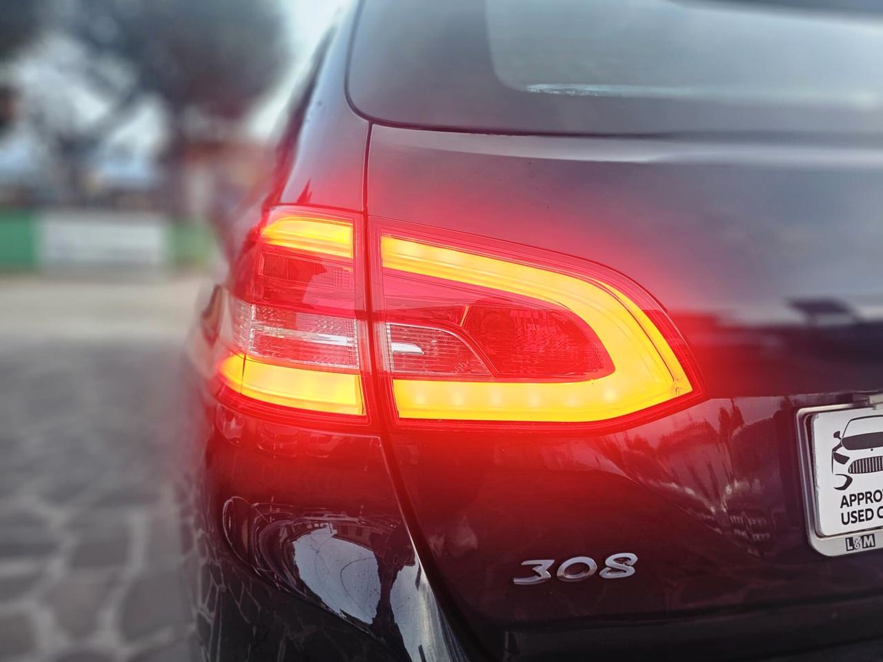 Peugeot 308 BlueHDi 100 S&S SW Business